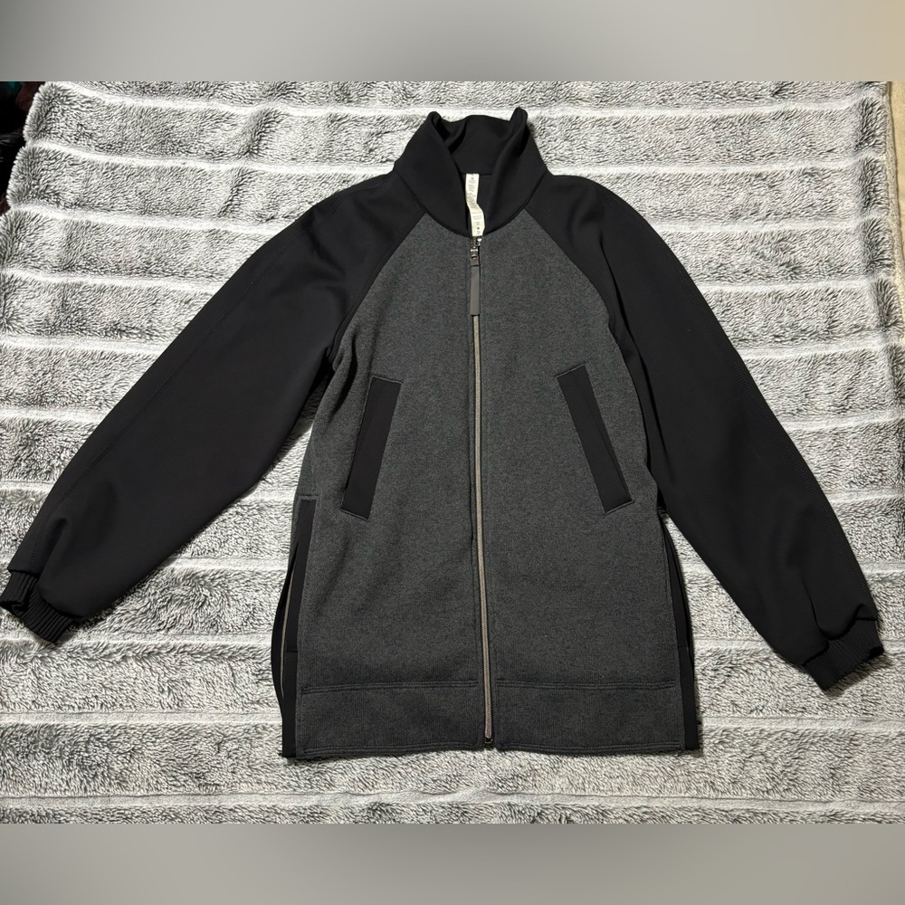 Lululemon Man Black Grey Reversible Microfiber Knit Athletic Bomber Jacket Sz 6